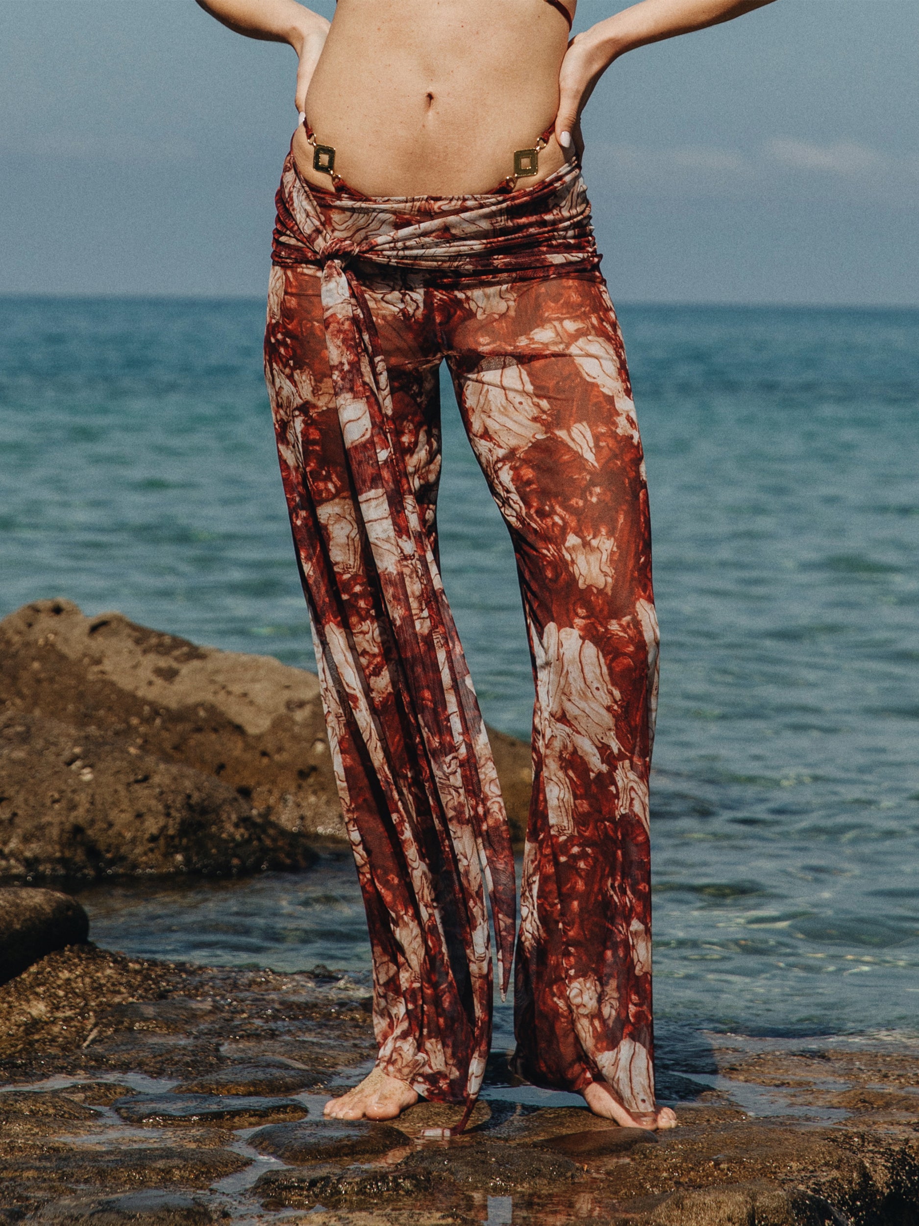 Shelea lightweight pants - Sable Red Abalone