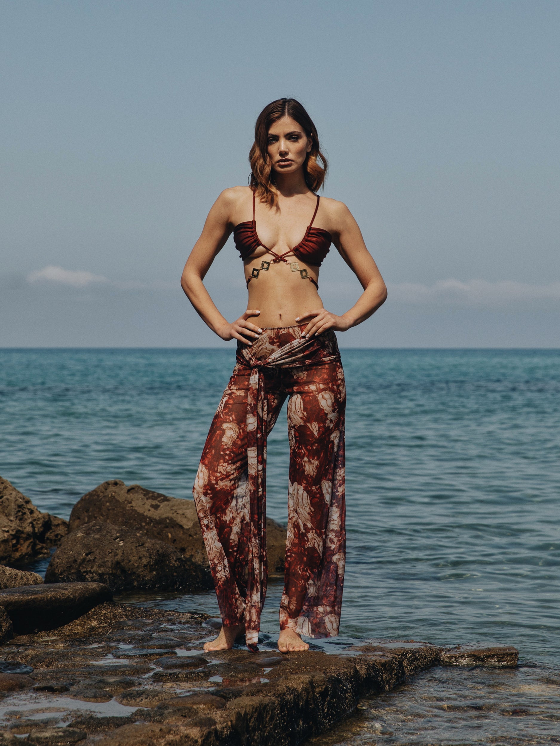 Shelea lightweight pants - Sable Red Abalone